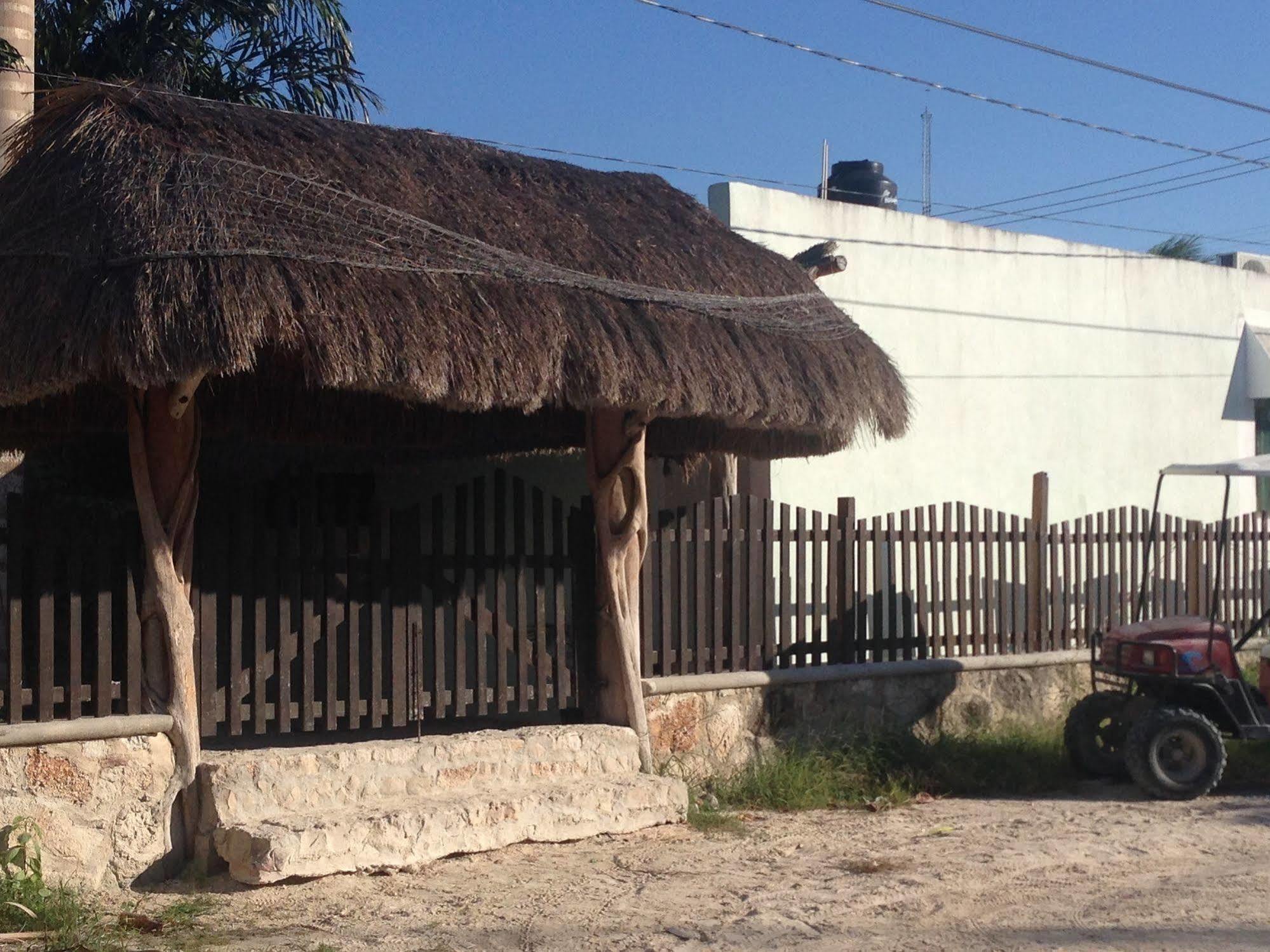 Casa Frida Full Apartments Holbox Exterior photo